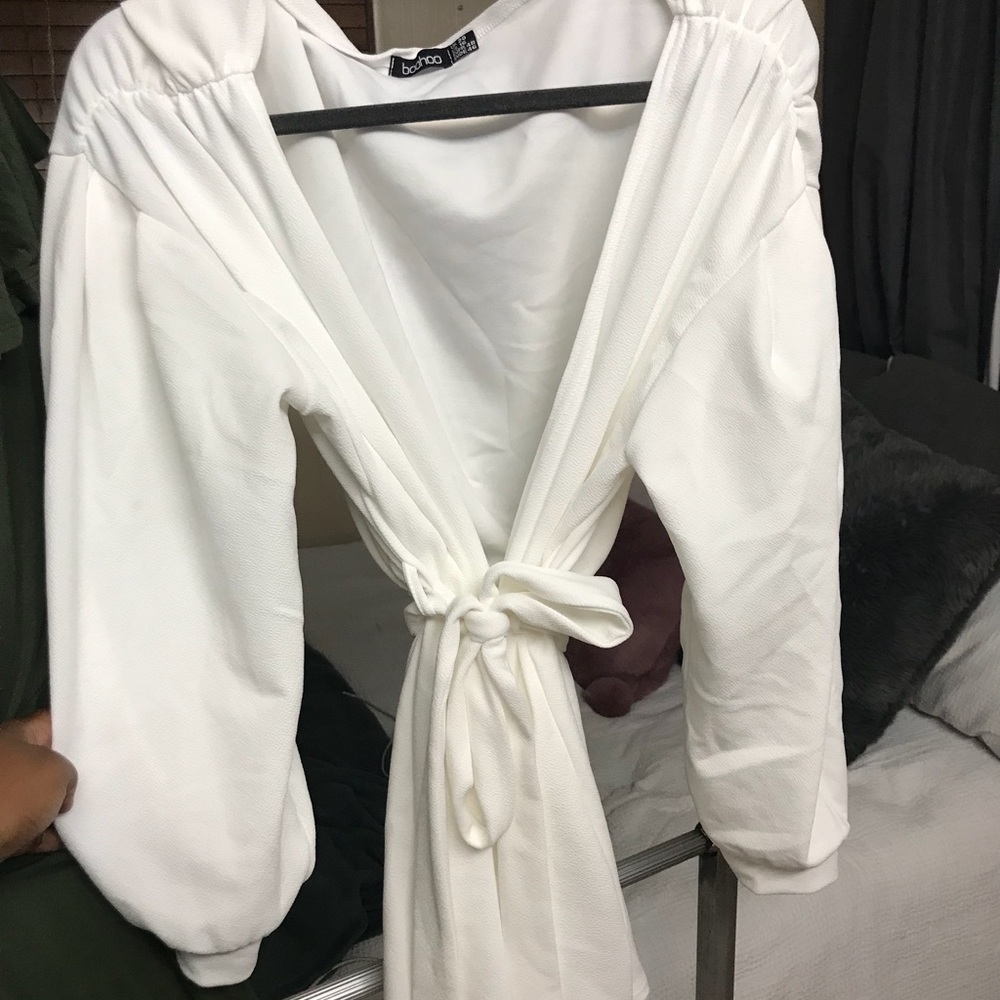 Cream wrap top